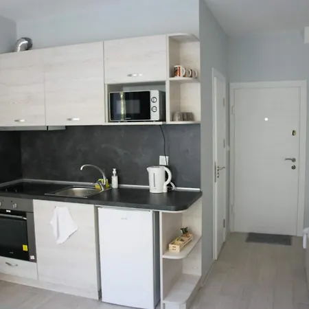 Siyana Varna-free Parking Várna