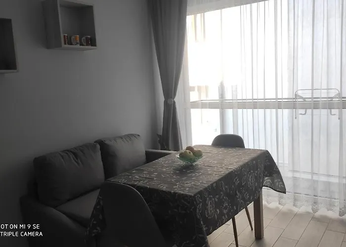 Siyana Varna-free Parking Daire *