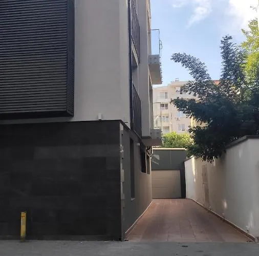 Daire Siyana Varna-free Parking